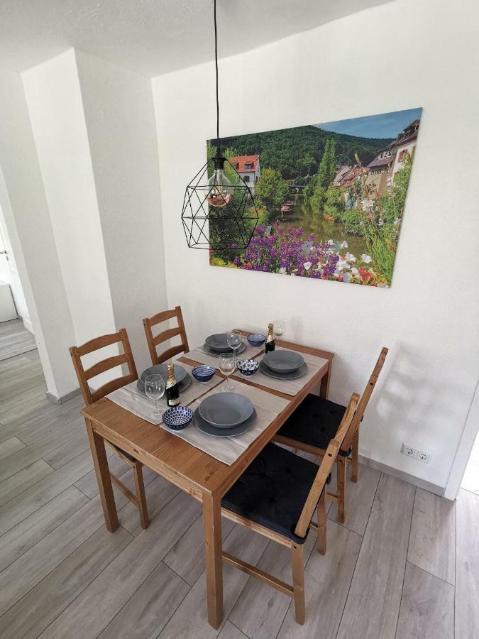 Flussufer - Altstadt *